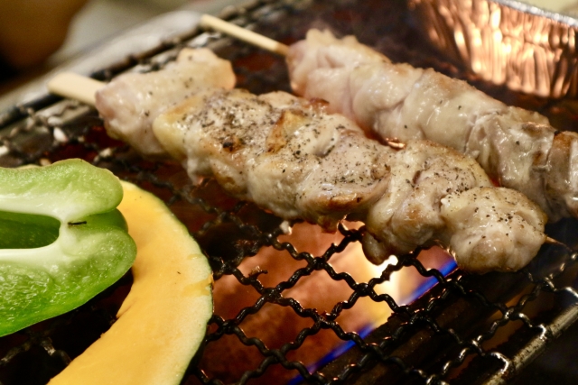 コストコふじ美鳥焼き鳥串をBBQグリルで焼く