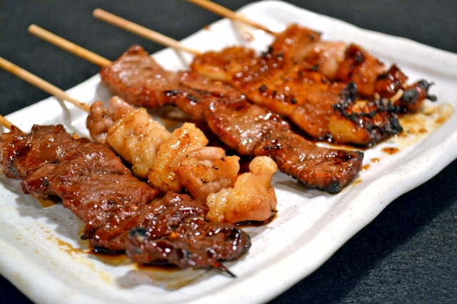 フライパンで焼いた コストコふじ美鳥焼き鳥串