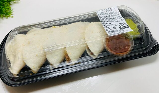コストコ チキンケサディーヤ パッケージ全体写真2