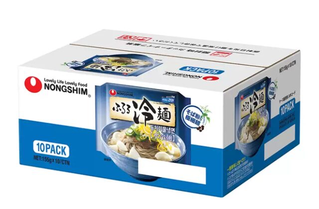  ふるる冷麺水冷麺23456パッケージ箱白とブルーの涼しげな色に冷麺の写真