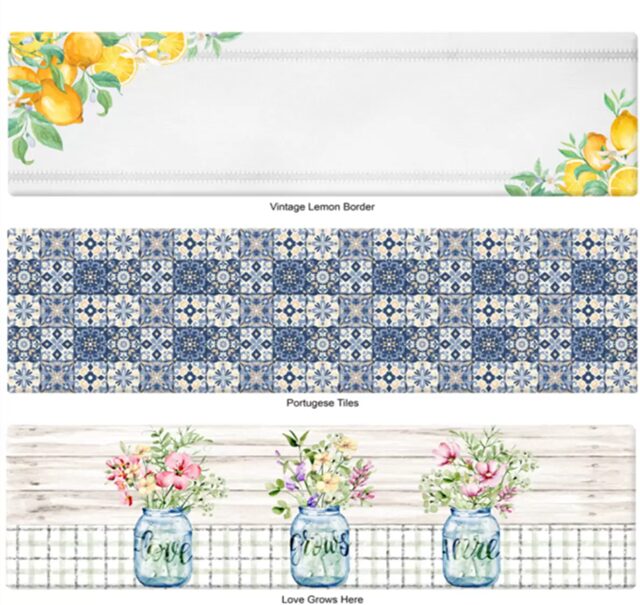 コストコで販売されているTOWN & COUNTRY LINEN クッキングコンフォート キッチンマット。50cm×180cmのロングサイズで、キッチンでの立ち作業時の疲れをやさしくサポート。滑りにくく、お手入れも簡単。ITEM#71630