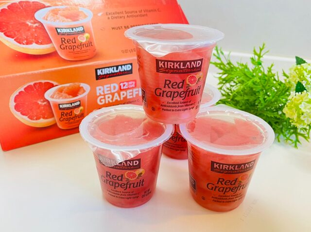 KIRKLAND SIGNATURE レッドグレープフルーツカップの箱と カップ外観1621655
