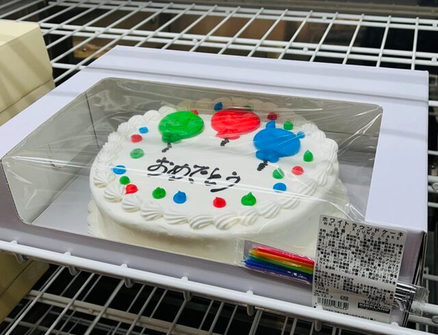 コストコ whiteラウンドケーキ
