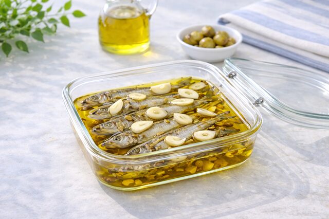 コストコ焼きシシャモのにんにくオイル漬け